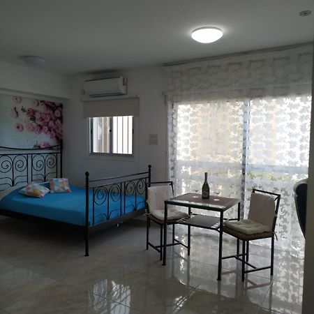 לרנקה Stelia'S Seagate Studio Apt. מראה חיצוני תמונה