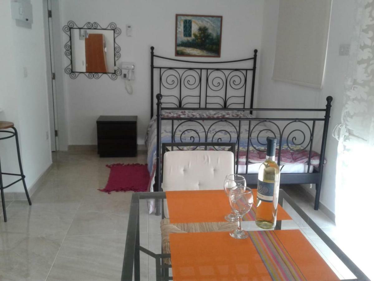לרנקה Stelia'S Seagate Studio Apt. מראה חיצוני תמונה